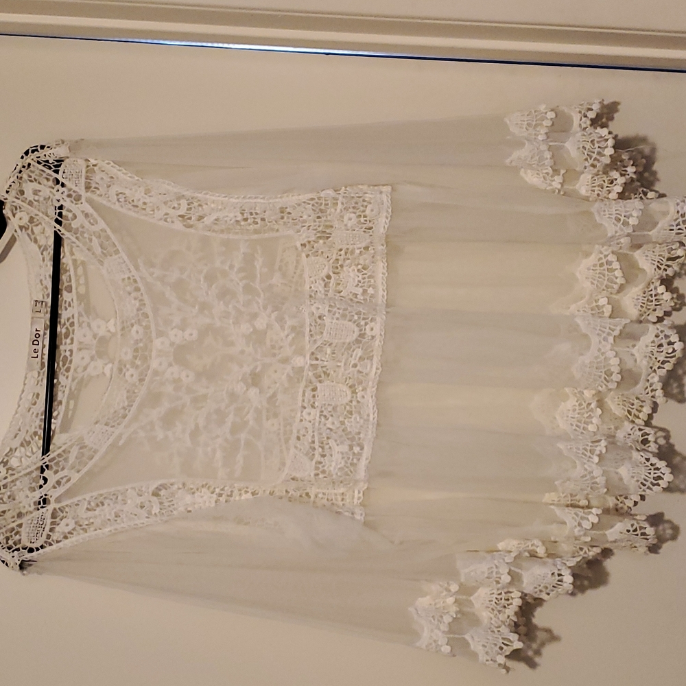 Le Dor embroidered off white long sleeves blouse
